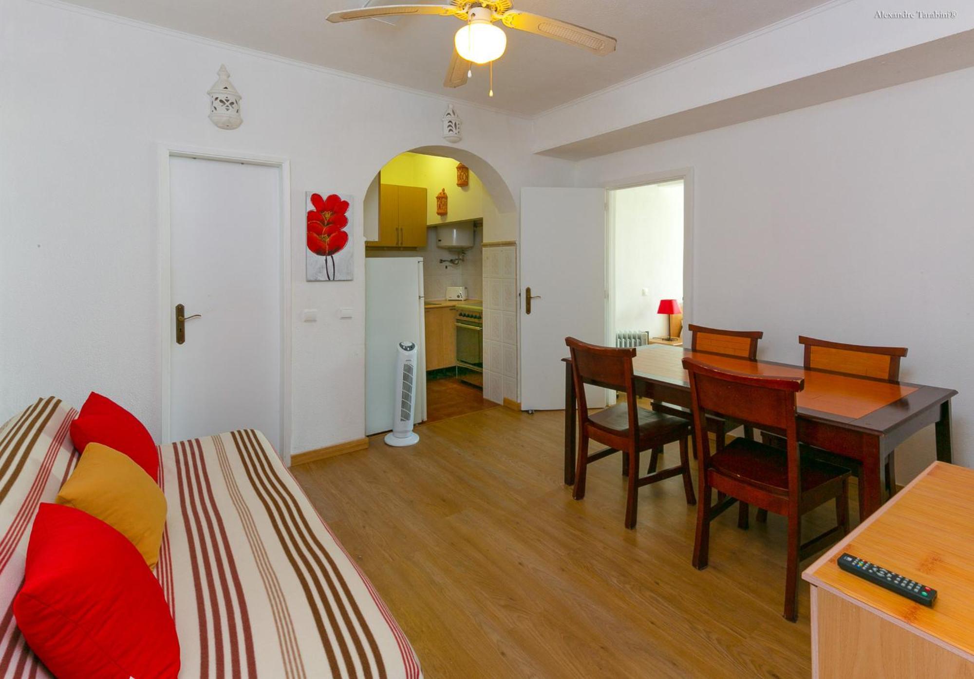 A12 - Da Luz Center Apartment